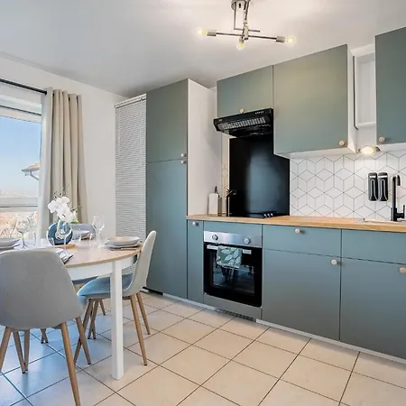 Apartment Le Cookie - 4 Pers' - 2 Lits - Gare 50m - Parking Woippy