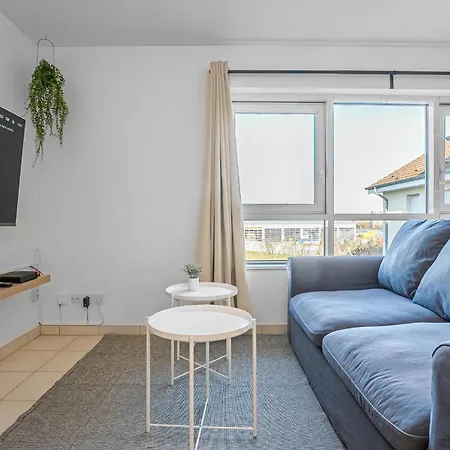 Apartment Le Cookie - 4 Pers' - 2 Lits - Gare 50m - Parking *